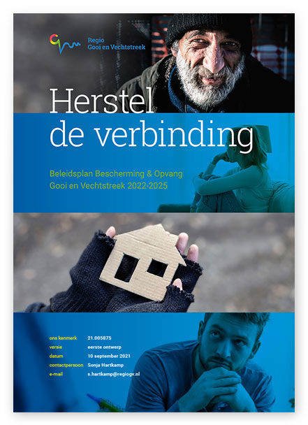 HSTotaal: omslag met vier zwart-blauwe foto’s van het beleidsplan Bescherming & Opvang voor Regio Gooi en Vechtstreek